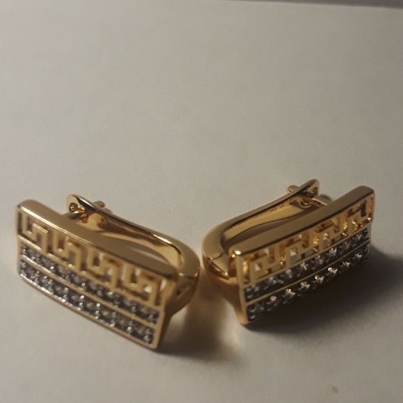 Brand new. Xuping gold tone earrings - Picture 2 of 8